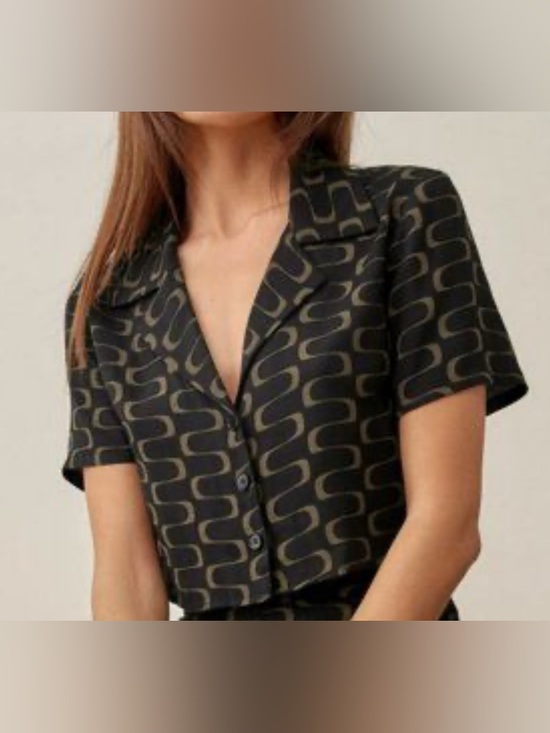 Reformation Tops - Reformation Crop Top Black Brown Linguini Print Collared Button Up